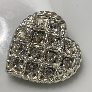 Vintage Rhinestone Silver Tone Heart Shaped Brooch Pin Estate Find ❤️